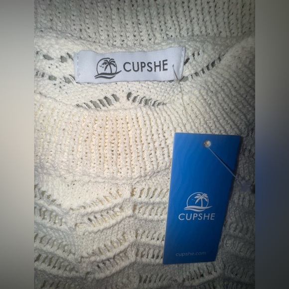 Quiet vibes Crème knit Sleeveless side tie top. Size Medium. NWT - Picture 7 of 15